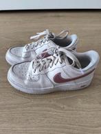 Nike leren schoenen maat 32, Kinderen en Baby's, Kinderkleding | Schoenen en Sokken, Meisje, Schoenen, Ophalen of Verzenden, Zo goed als nieuw