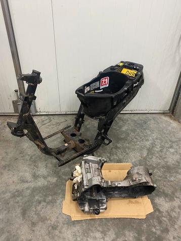 Piaggio zip frame 2016 brom! evt teruil! beschikbaar voor biedingen