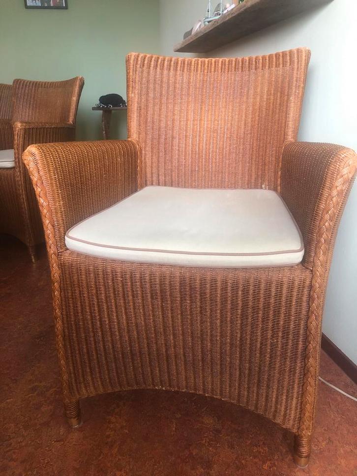 Lloyd Loom stoelen - 4 stuks met kussens, Huis en Inrichting, Stoelen, Gebruikt, Vier, Riet of Rotan, Bruin, Ophalen