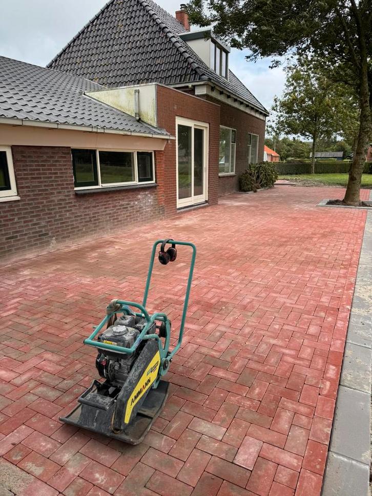 Stratenmaker beschikbaar, Tuin en Terras, Tegels en Klinkers, Nieuw, Terrastegels, Beton, Ophalen of Verzenden