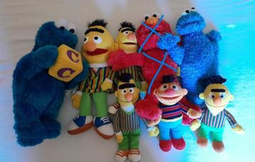 sesamstraat Bert en Ernie Koekiemonster handpop beschikbaar voor biedingen