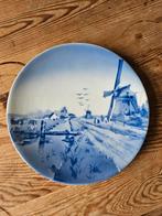 Delftsblauw beschilderd wandbord. Doorsnee 24 cm., Ophalen of Verzenden