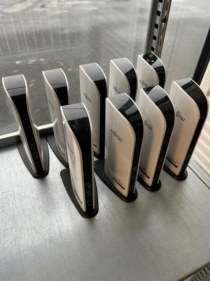 Partij Dockings Fujitsu USB 3.0 Port Replicator PR08 9 Stuks, Computers en Software, Dockingstations, Zo goed als nieuw, Docking station