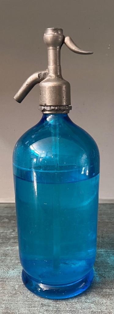 Glazen blauwe spuitfles/sodafles., Antiek en Kunst, Curiosa en Brocante, Verzenden