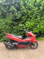 HONDA PCX 150 2015 | Weinig KM + Groot Onderhoud, Motoren, Motoren | Honda, Particulier, Scooter
