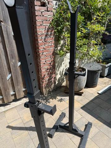 Squat Stands / Haltersteunen beschikbaar voor biedingen