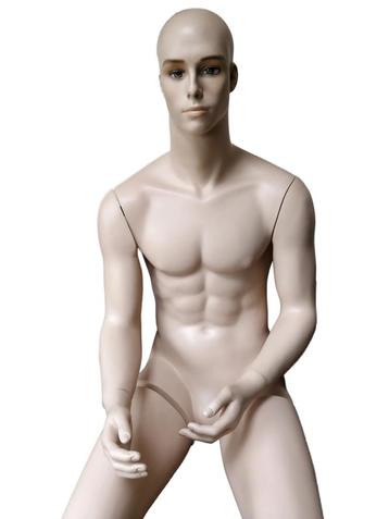Zittende Mannequin militaria beschikbaar voor biedingen