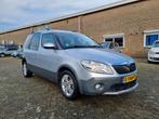 Skoda Roomster 1.2 TSI Drive 1e EIGENAAR  TREKHAAK, Auto's, Voorwielaandrijving, Euro 5, Gebruikt, 4 cilinders
