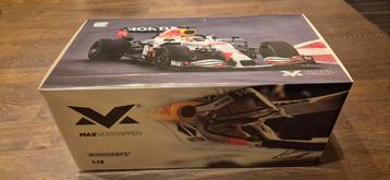 Minichamps Max Verstappen RB16B 2021 1:18 beschikbaar voor biedingen