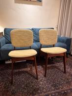 Vintage houten stoelen beige, 2 stuks, Ophalen