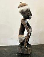 Afrikaans beeldje van een zittende man, Antiek en Kunst, Ophalen of Verzenden