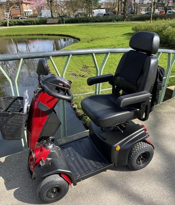 NIEUW Mango Cheetah 4 de luxe  scootmobiel 15km/h met USB