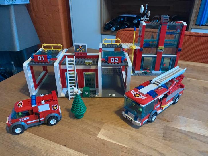 3 Lego City Brandweer Sets - 7208 + 7239 + 7942, Kinderen en Baby's, Speelgoed | Duplo en Lego, Zo goed als nieuw, Lego, Complete set