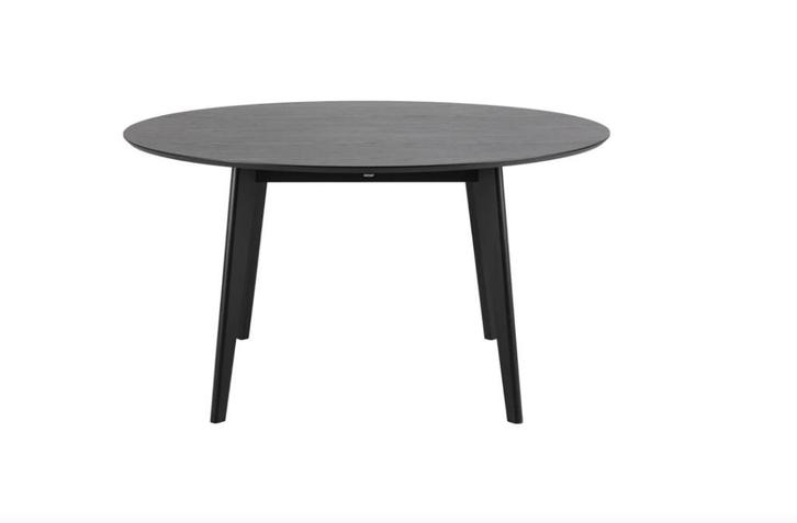 by fonQ basic Crow Eettafel 140 cm - Zwart | Van €369, nu, Huis en Inrichting, Tafels | Eettafels, Nieuw, 100 tot 150 cm, Vijf personen of meer