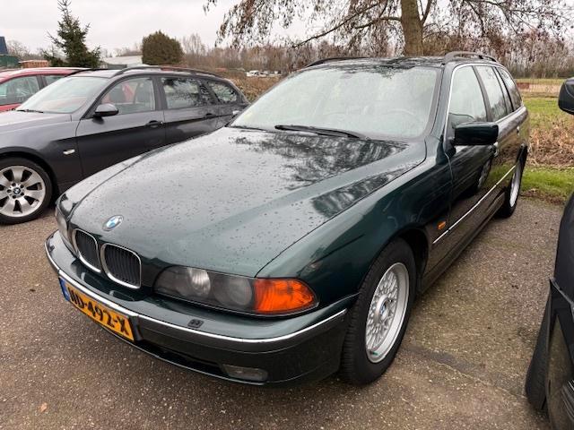 BMW 528i Touring e39 Youngtimer, Auto's, BMW, Bedrijf, Te koop, 5-Serie, ABS, Airbags, Airconditioning, Alarm, Bluetooth, Boordcomputer