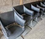 4 nette zwarte kapperpompstoelen, Ophalen, Gebruikt, Zwart, Vier