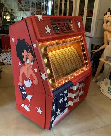 jukebox rowe ami r-89 in Betty boop styl gemaakt. beschikbaar voor biedingen
