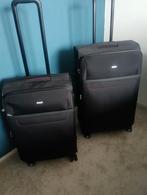 American tourister trolley Spinners koffers, Sieraden, Tassen en Uiterlijk, Koffers, Ophalen, Hard kunststof, Slot, Zo goed als nieuw