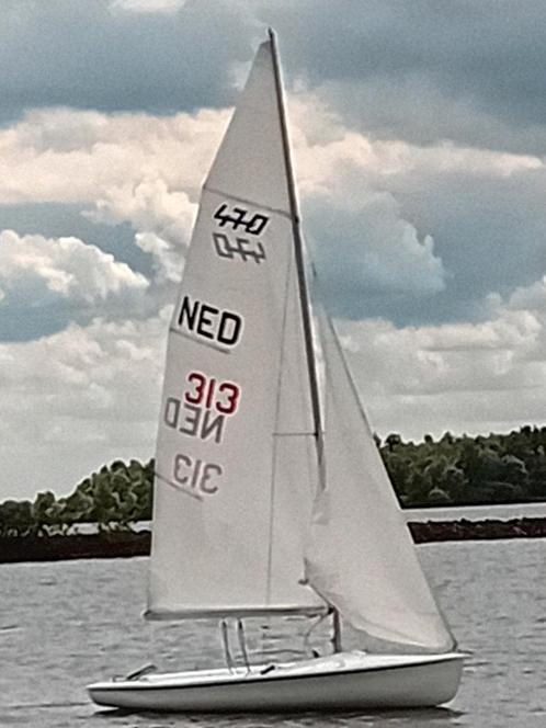 470 klasse zeilboot, Watersport en Boten, Open zeilboten, Zo goed als nieuw, Overige typen, 3 tot 6 meter, Polyester, Geen motor