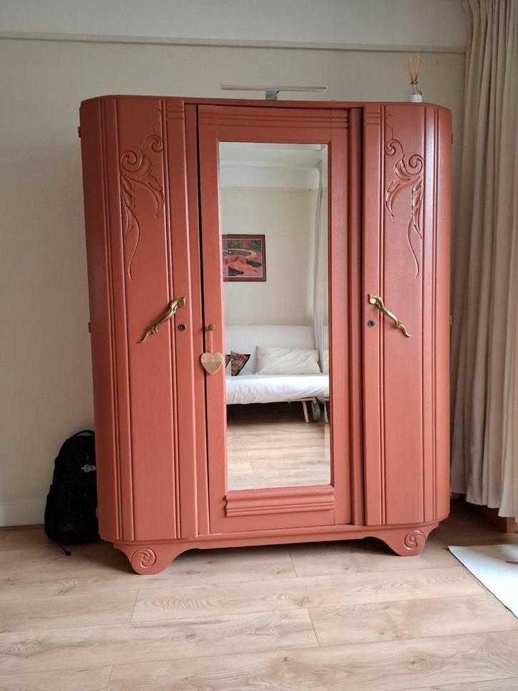 Franse linnenkast met mooie details, Huis en Inrichting, Kasten | Kledingkasten, Ophalen of Verzenden