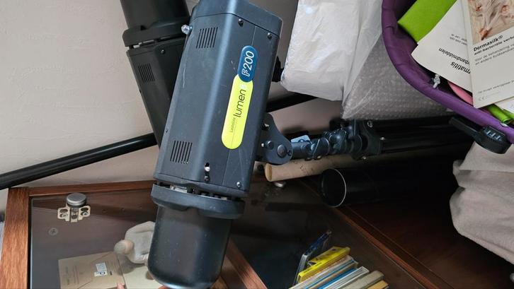 Lastolite Lumen8 F200 (Manfrotto) studioset flitser, Audio, Tv en Foto, Fotografie | Fotostudio en Toebehoren, Zo goed als nieuw