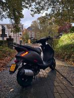 Piaggio zip 2t 70cc brom, Tweetakt, Maximaal 45 km/u, Ophalen of Verzenden, Zo goed als nieuw