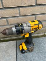 Dewalt DCD 936 14,4V defect, Doe-het-zelf en Verbouw, Gereedschap | Boormachines, Verzenden, Gebruikt