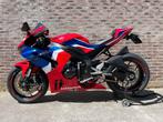 HONDA CBR 1000 RR-R FIREBLADE  (bj 2020) Als nieuw 9500 km, 4 cilinders, Bedrijf, Super Sport, Meer dan 35 kW