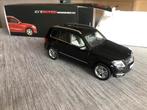 Gt autos 1/18 Mercedes Benz glk luxe uitvoering., Nieuw, Overige merken, Auto, Ophalen