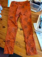 Leuke oranje/rood broek met print - Love Denim, Ophalen of Verzenden, Gebruikt, Love Denim, Meisje