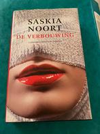 Saskia Noort - De verbouwing hardcover in prima staat, Boeken, Thrillers, Saskia Noort, Gelezen, Ophalen of Verzenden