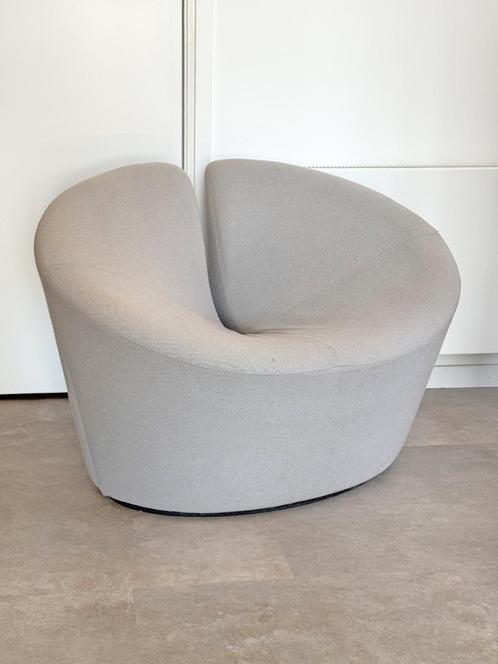 +HALLE True Love fauteuil - licht grijs, Huis en Inrichting, Fauteuils, Gebruikt, Stof, 50 tot 75 cm, Minder dan 75 cm, Ophalen