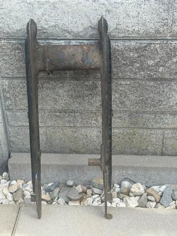 Te koop zundapp 517 achterbrug is recht. beschikbaar voor biedingen