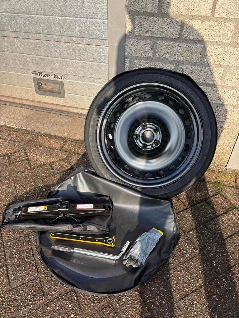 Reservewiel/Spare Kit voor o.a.Volkswagen Passat/Arteon, Ophalen