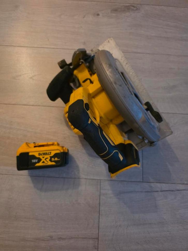Dewalt XR Cirkelzaag met Accu, Doe-het-zelf en Verbouw, Gereedschap | Zaagmachines, Gebruikt, Cirkelzaag, 600 tot 1200 watt, 70 mm of meer