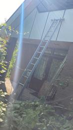Helft van een gevel ridder met lier in goede staat., Doe-het-zelf en Verbouw, Steigers, Ophalen, Gebruikt, 5 meter of hoger