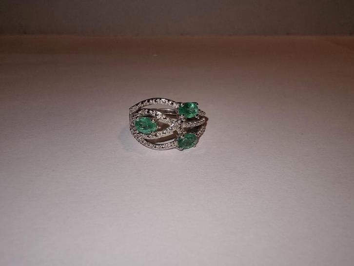 Sterling Zilveren ring met smaragd en diamant, Sieraden, Tassen en Uiterlijk, Ringen, Zo goed als nieuw, Dame, 18 tot 19, Zilver