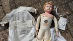 Antiek Doll Minerva pop Germany metalen hoofd leren lijf 50c, Ophalen of Verzenden