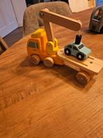 Houten Vrachtwagen met Kraan en Auto, Ophalen, Zo goed als nieuw, Duw- of Trekspeelgoed