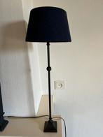 Twee staande (tafel) lampen met kapje, Huis en Inrichting, Lampen | Tafellampen, Minder dan 50 cm, Ophalen of Verzenden, Metaal