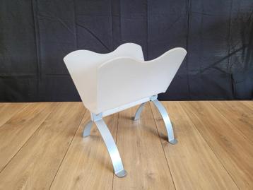 Retro Ikea lectuurbak beschikbaar voor biedingen
