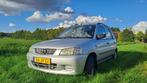 Mazda Demio 1.5 (2002) – Betrouwbare en ruime auto!, Auto's, Voorwielaandrijving, Elektrische ramen, Handgeschakeld, Grijs