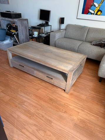 Eikenhouten Salontafel met Lades beschikbaar voor biedingen