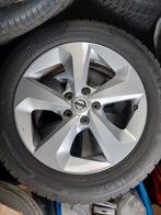 17" Nissan Qashqai Winterset zéér mooi, Auto-onderdelen, Ophalen, Banden en Velgen, 17 inch, Winterbanden