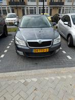 Skoda Octavia 1.2 TSI 2012 Grijs, Auto's, Skoda, Voorwielaandrijving, Euro 5, Stof, Zwart