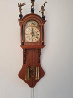 Antieke Hangklok met Opwindmechanisme, Ophalen