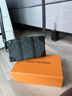 Louis Vuitton Soft Trunk Tas Men, Ophalen, Zo goed als nieuw, Zwart