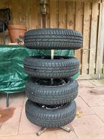 Bandenset op stalen velg voor VW Up incl standaard & hoezen, Ophalen, 14 inch, Gebruikt, 175 mm