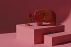 Handgemaakte leren olifant spaarpot - Rood/Goud, Antiek en Kunst, Ophalen of Verzenden
