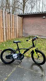 Mooie B-Twin kinderfiets, Fietsen en Brommers, Fietsen | Jongens, Ophalen of Verzenden, Gebruikt, 18 inch, Handrem
